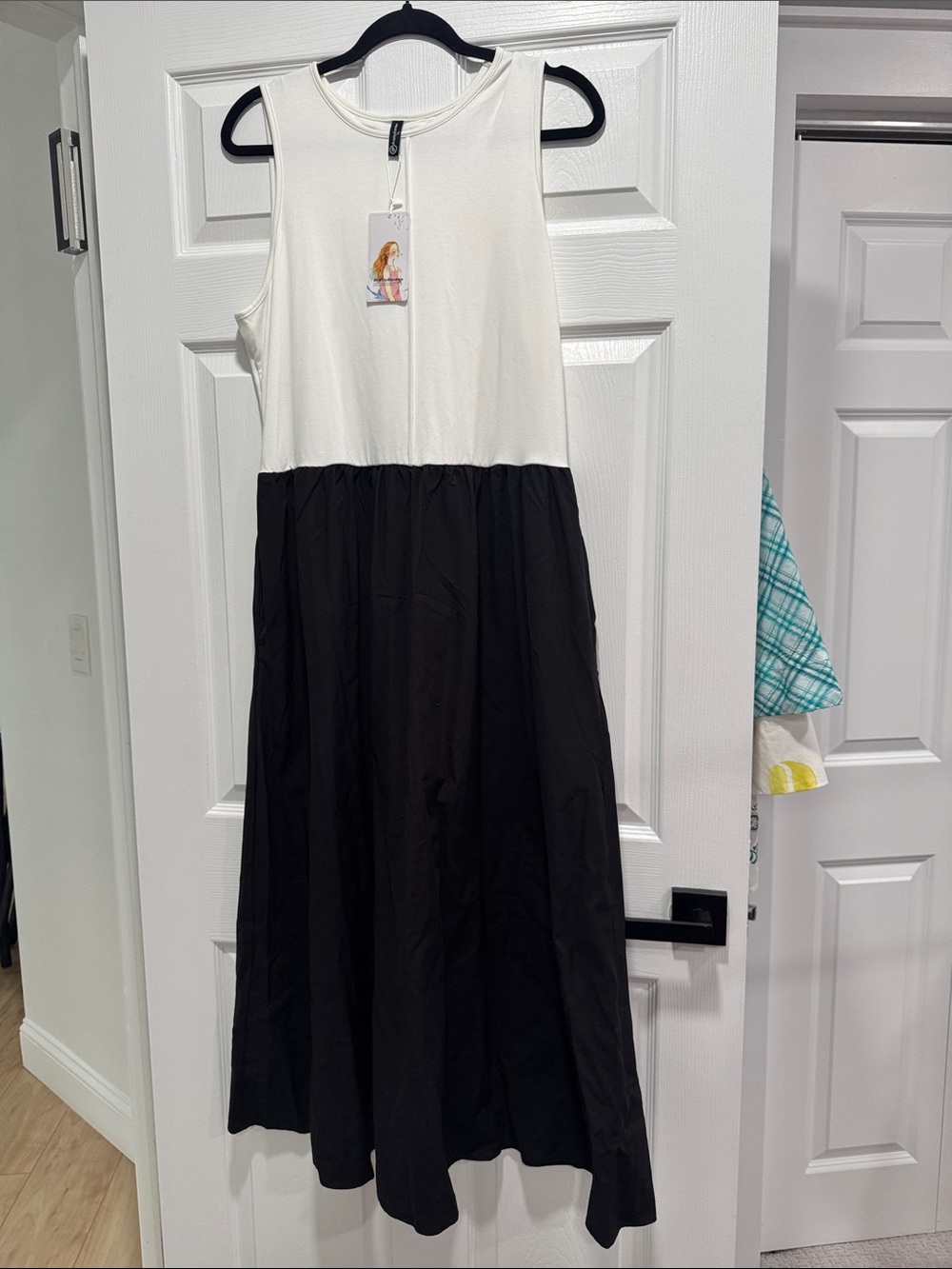 Amazon Two-Tone Sleeveless Maxi Dress - White and Black